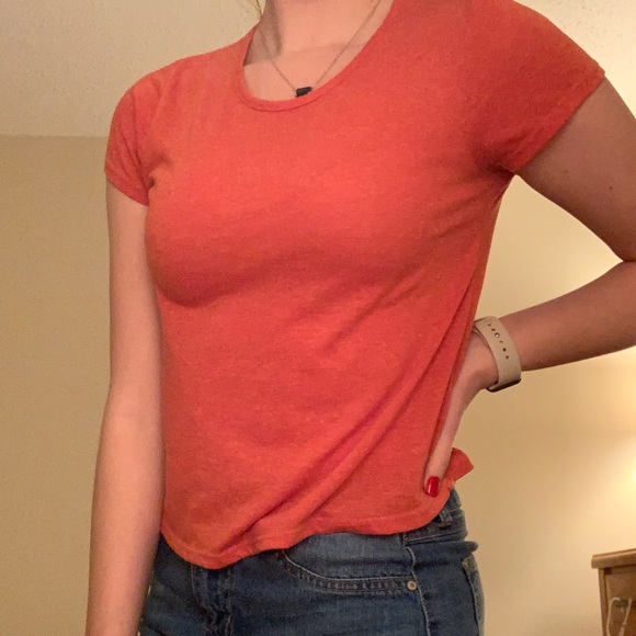 WET SEAL - T-shirt size small - Picture 2 of 4